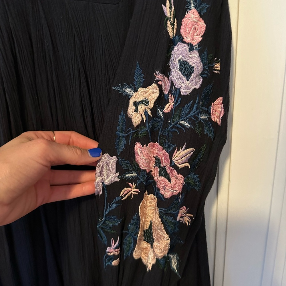 Free people floral tunic 🌸 - Picture 5 of 7